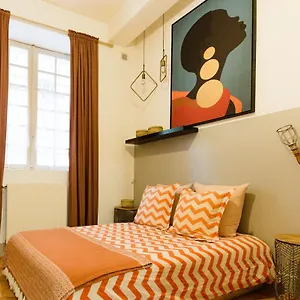 Apartament La Croix, Awinion