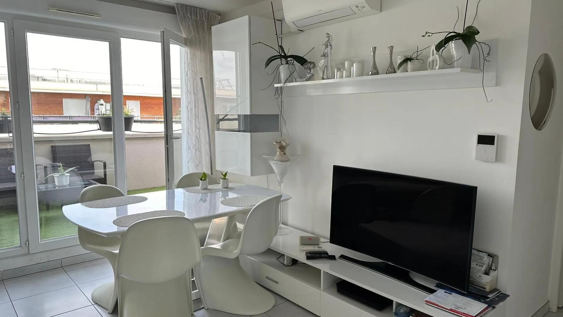 Apartment Appartement De Standing, Parking Prive, Climatise, Proche Du Centre-Ville Et La Gare Centre Avignon France