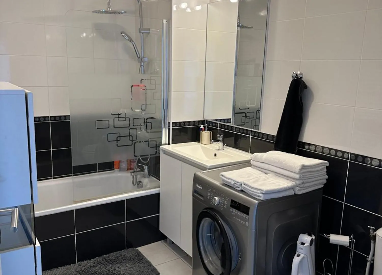 Appartement De Standing, Parking Prive, Climatise, Proche Du Centre-Ville Et La Gare Centre Avignone 0*,